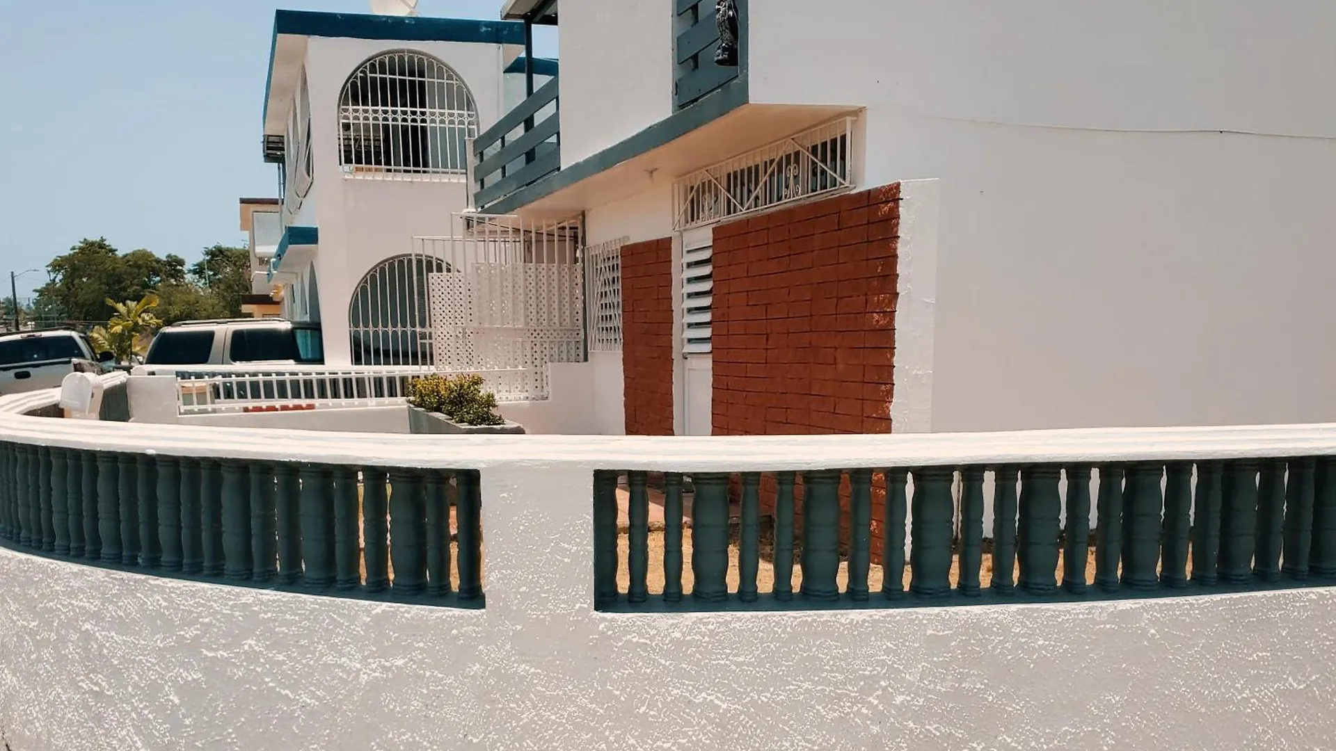 Cozy & Comfortable Crib Jayuya Daire